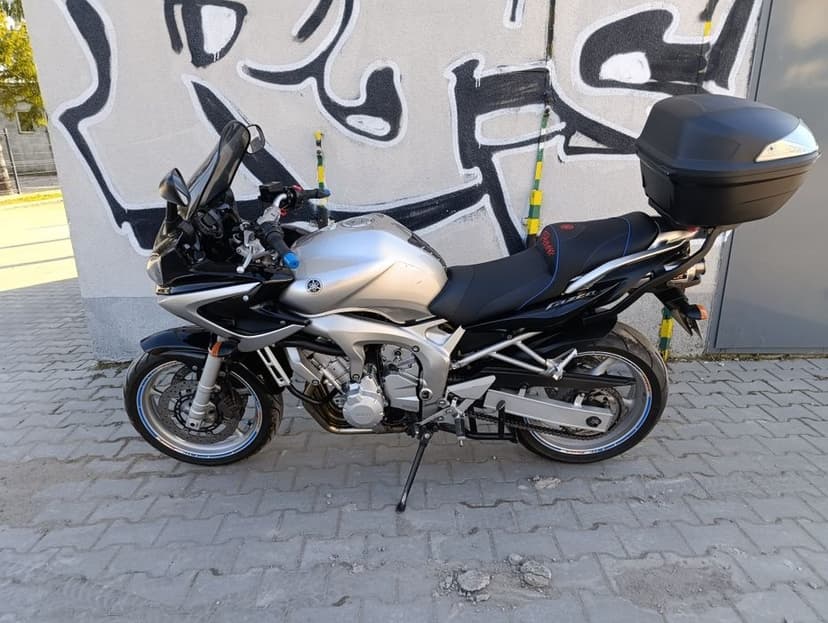 *Bardzo zadbana Yamaha Fz6*Dodatki*