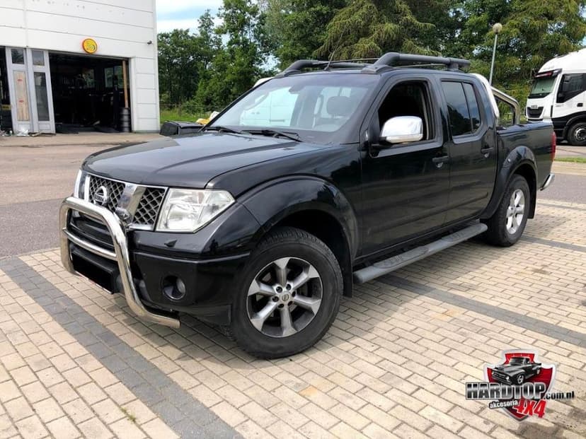 Pokrywa Fullbox Orurowanie Nissan Navara D40