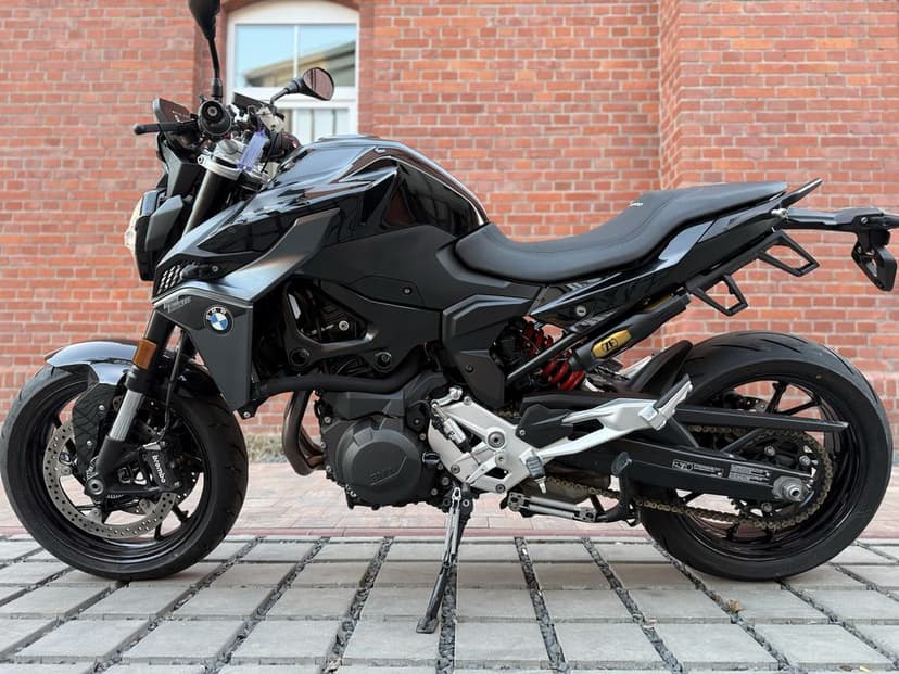 Bmw F900R kat. A2 z Niemiec na gwarancji 2024 Triple Black