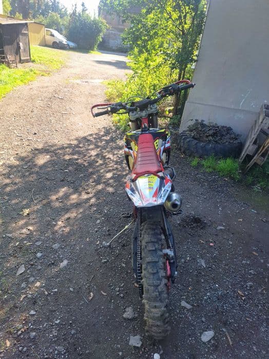 Sprzedam Beta RR 300 z  2017 rocznikowo 2018