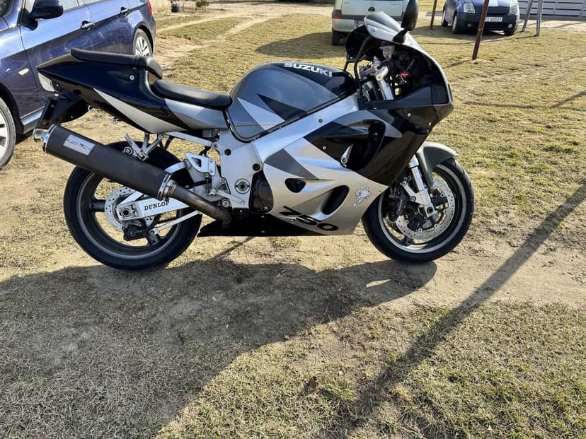 Sprzedam Suzuki GSXR -750 Srad