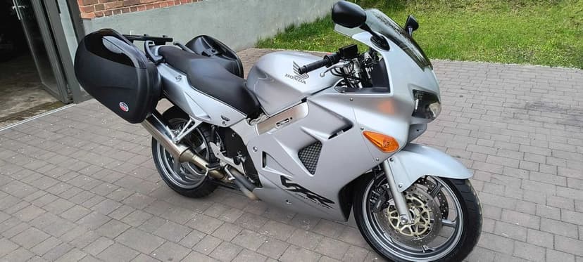 HONDA VFR 800 fi Wtrysk Piękny Oryginał Bezwypadkowy KODO motocykle raty transport
