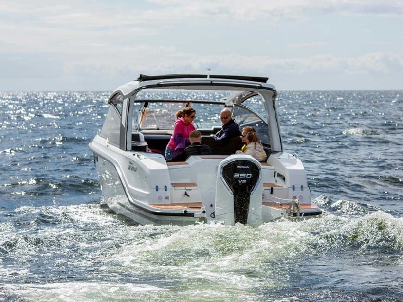 Silver Raptor Sport Top - jacht motorowy > NOWOŚĆ 2025