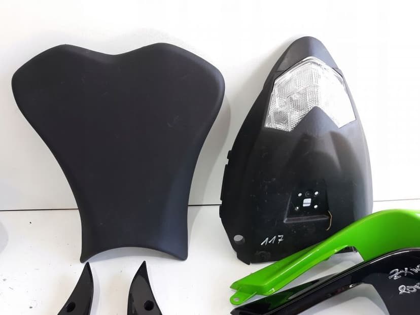 kawasaki zx-10r błotnik ogon owiewka siedzenie