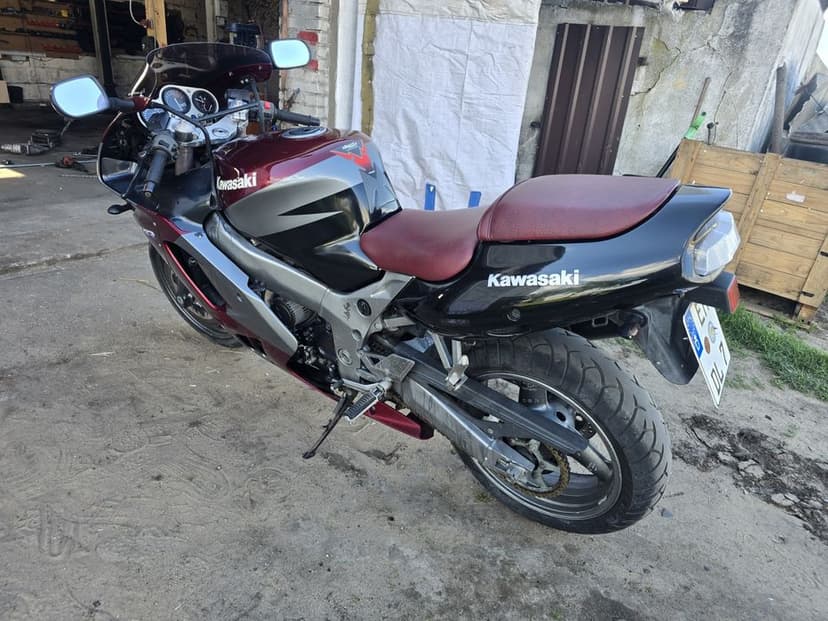 Kawasaki Zx9r z niemiec
