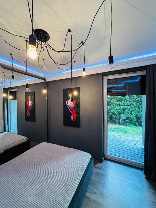 piękny apartament z garażem i ogrodem