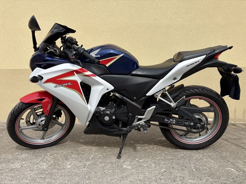 Honda CBR 250 RR ABS