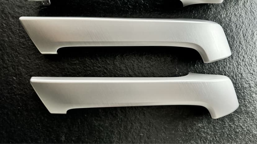 Dekory / Maskownice uchwytow drzwi Toyota Land cruiser 150