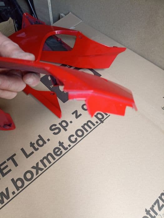 Honda VFR 800 części karoserii 14+