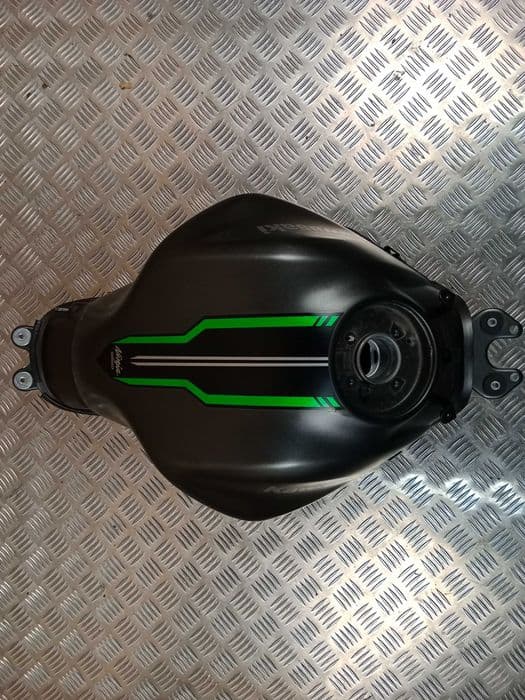 Kawasaki Ninja 650 ORYGINALNY Zbiornik Paliwa Bak Paliwa 20-24