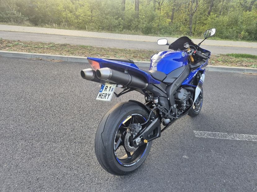 Yamaha r1 rn19 2007 leo vince sbk