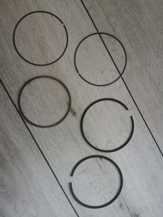 Yamaha grizzly 600 pierścienie tłoka oryginał nowe