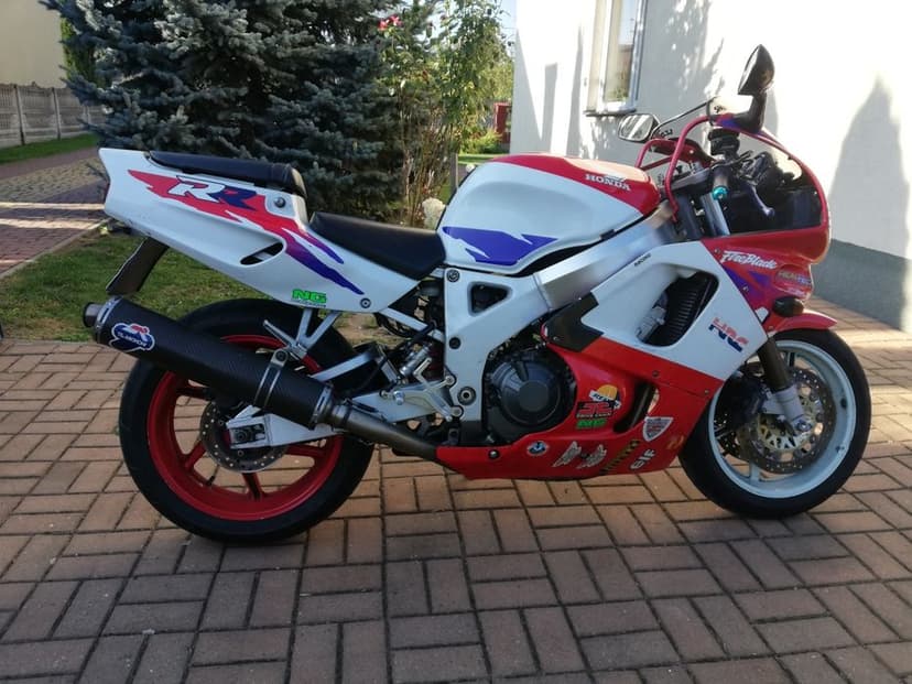 Honda CBR 900 RR