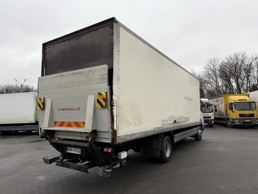 Mercedes Atego 1218