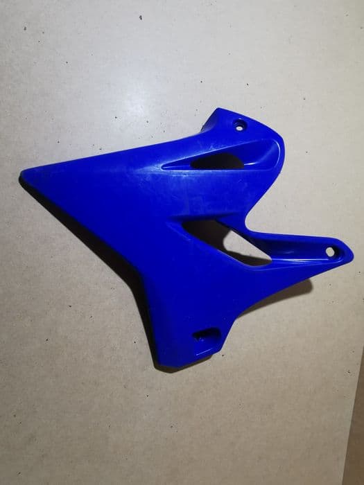Yamaha yz 125 osłona owiewka przód lewa wypełnienie panel
