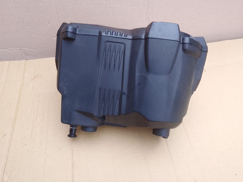 Lampa full LED reflektor BMW r1250 r 1250 GS  Europa