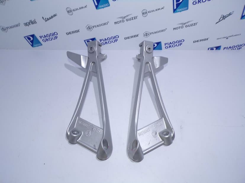 Komplet Set Pasażera Sety Prawy i Lewy Aprilia RS660 Tuono 660 Orygin.