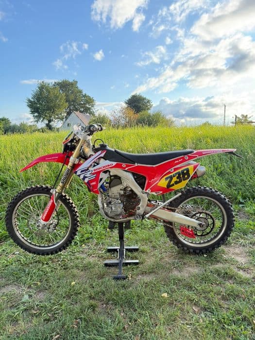 Honda CRF 250cc 2015 – zarejestrowana / Akrapovic / zawias enduro Bern