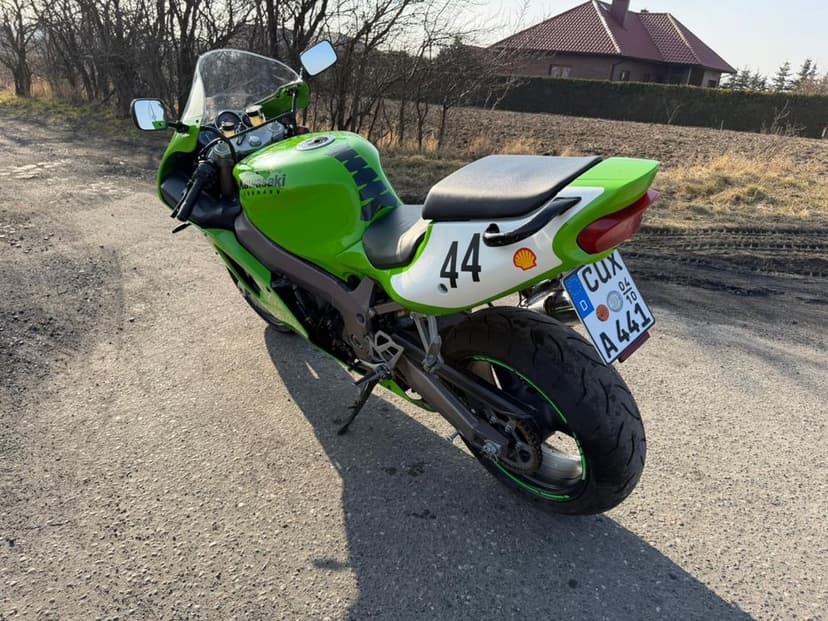 Kawasaki ZX-7R 750 Ninja