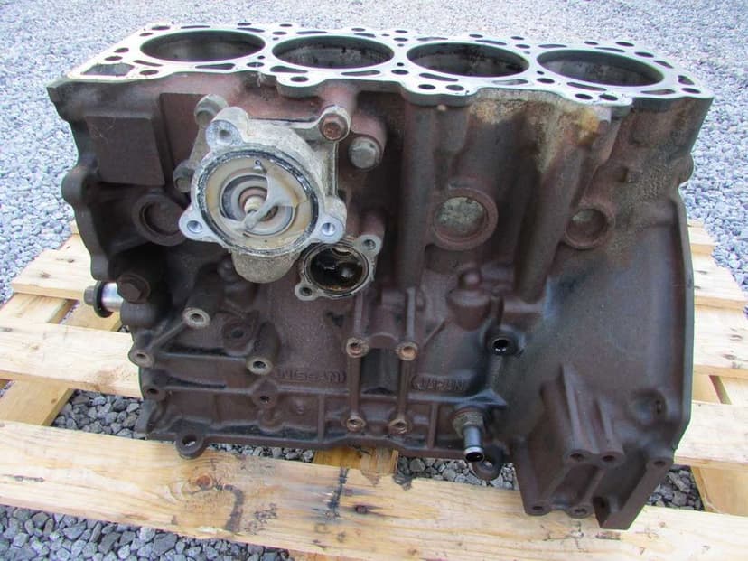 Blok silnik dół tłok wał korbowy nissan navara d22 2.5 di YD25