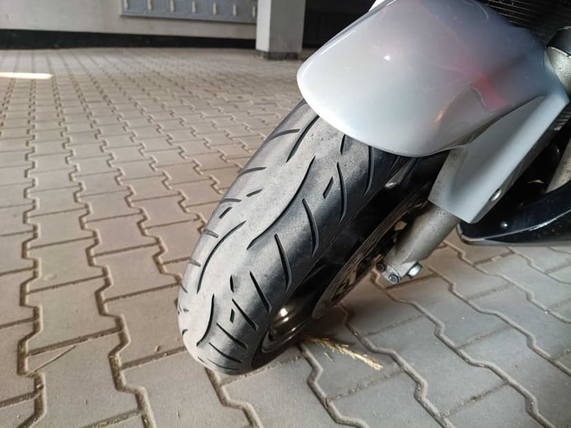 Honda CBR 600 F4i (2005) – Zadbana, Doinwestowana, Szuka Nowego Domu!