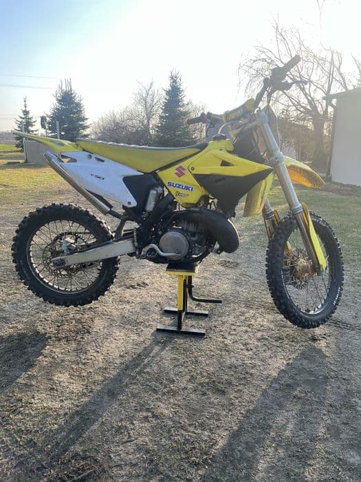 Suzuki RM 250 Rok 2001