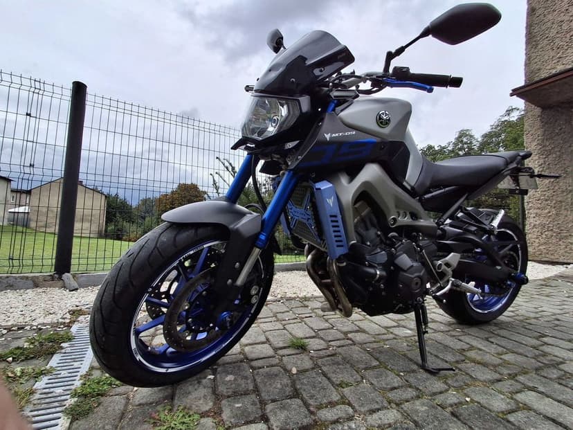 YAMAHA MT 09 2016