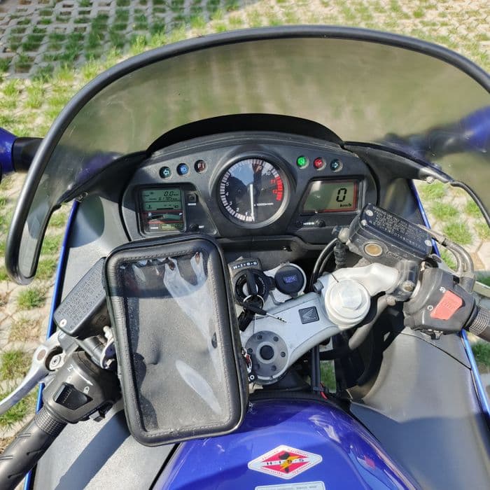 CBR 1100 Black bird Ori stan