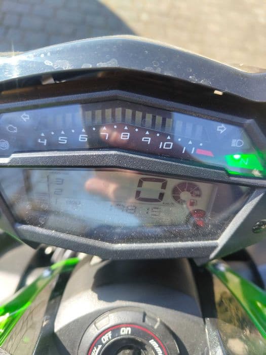 kawasaki Z1000 przebieg 18000