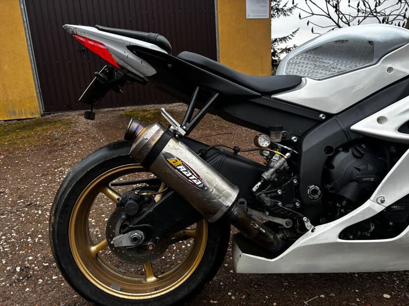 Motocykl Yamaha R6 Rj15 2014