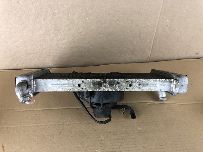 Aprilia Tuono 125 Chłodnica Zbiorniczek Wyrównawczy 2022 wentylator