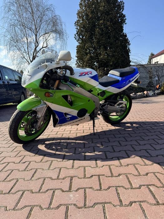 Kawasaki zxr400  Kawasaki zxr400