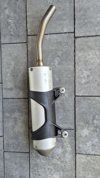 Wyprzedaż  garazowa .Praktycznie NOWY Buzer ochraniacz LEATT 2.5 Junior , ochraniacz ACERBIS szyi  plus kolan,tłumik ktm sx 125  85 hgs 65