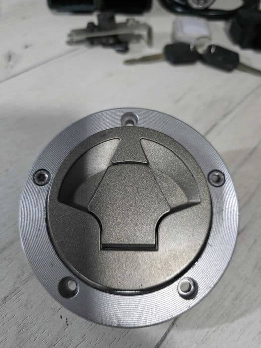 Moduł, stacyjka dwa kluczyki zestaw KAWASAKI ZX 10r