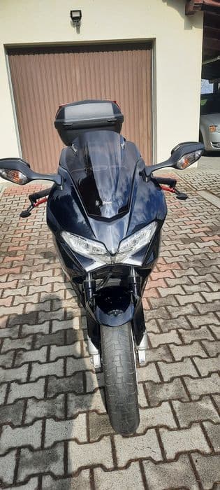 Honda VFR 800 gotowa do sezonu, bezwypadkowa, doposażona