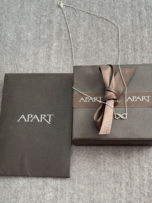Naszyjnik apart