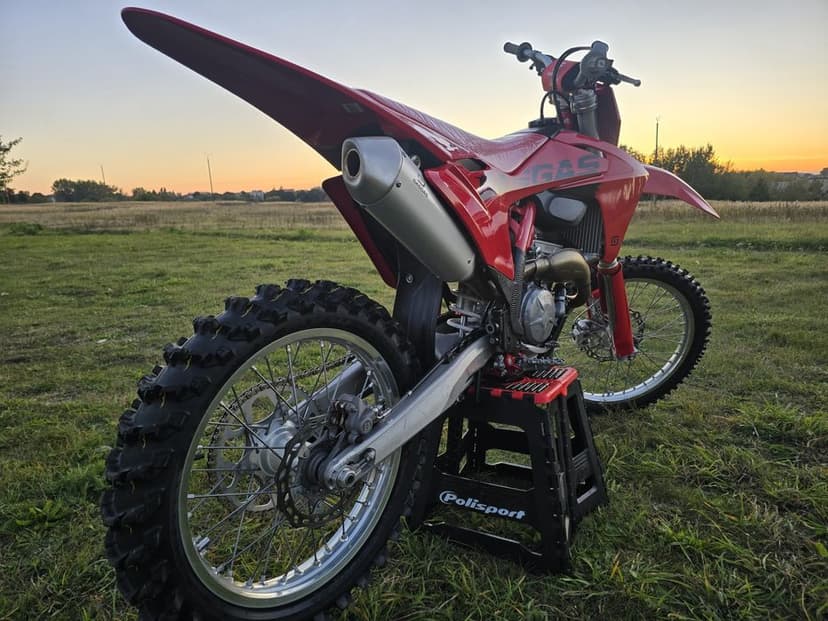 Gas Gas Mc250F 2025 Nowy Model