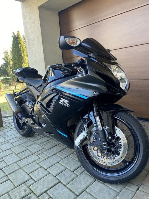 Suzuki GSX-R 600 * 2024 * lekko uszkodzony 3900 km