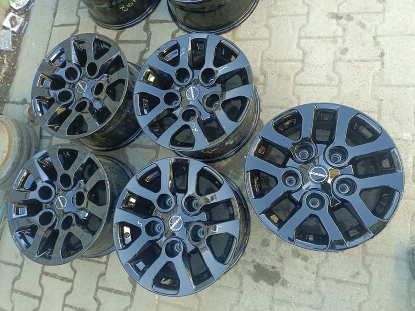 Firma aluminiowe land Rover Defender 5x165,1 et5 8jx16