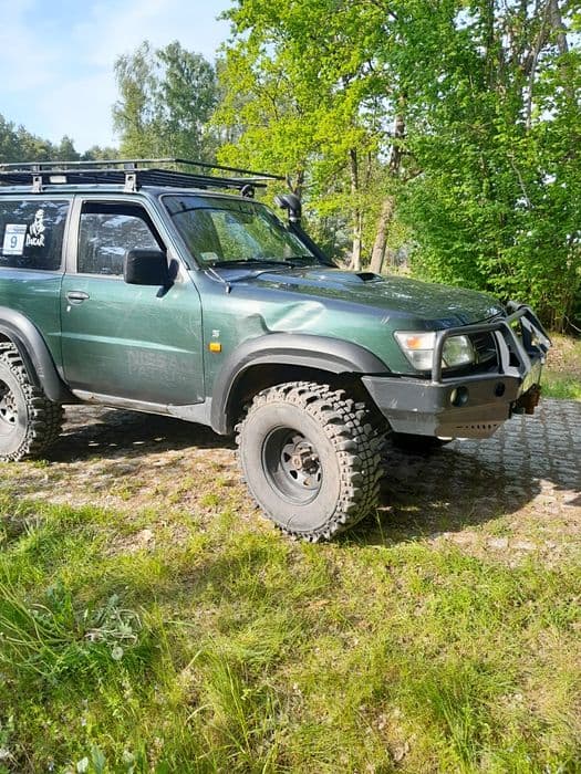Nissan Patrol GRY 61