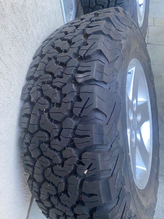 Opony na felgach A/T Jeep Wrangler Rubikon