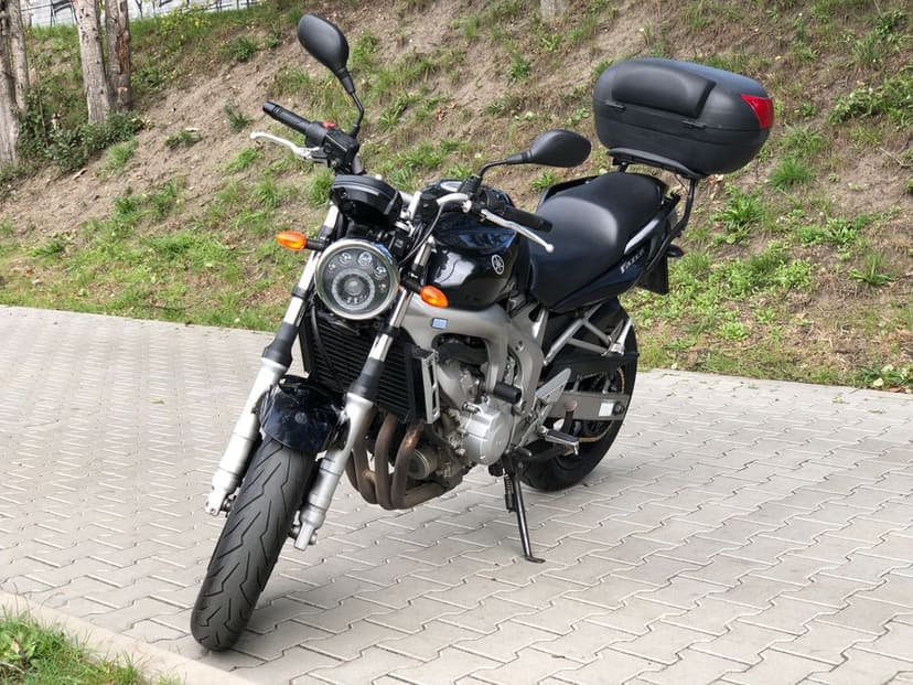 Yamaha FZ6 Fazer 600 naked + gratisy