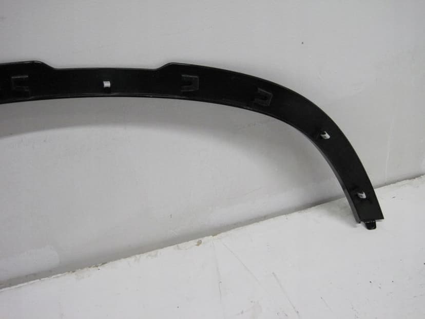 NAKŁADKA LISTWA BŁOTNIKA LAND ROVER DEFENDER L8B2-290E22-BB