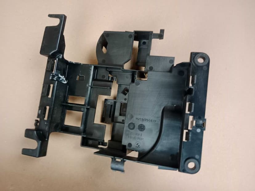 BMW F900R K83 Stelaż Tylny Tył Wypełnienie Mocowania 2023 nadkole tył