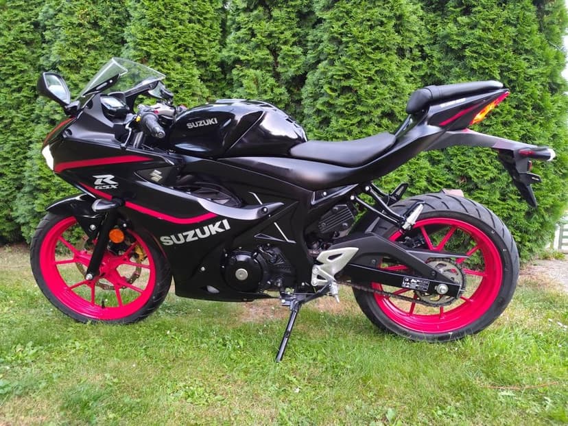Suzuki GSX R 125 2024 ROK Transport