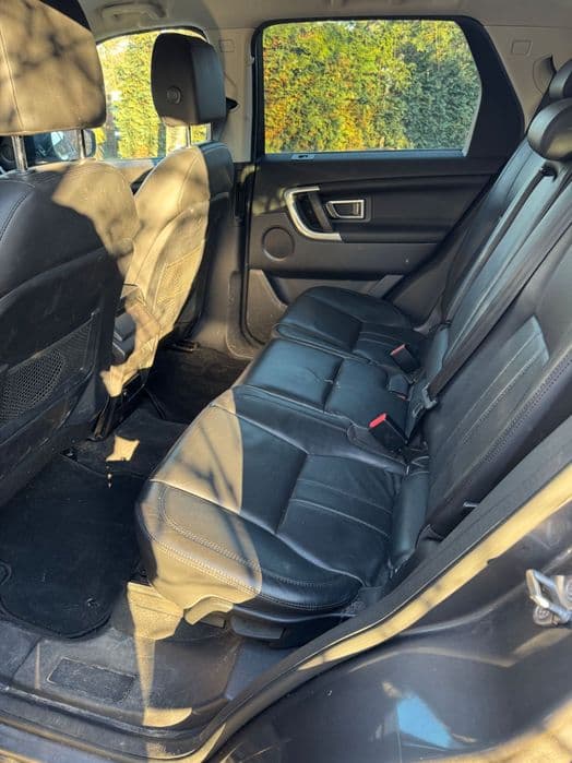 Land Rover Discovery sport 2.0 niski przebieg