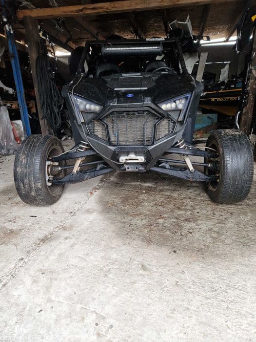 Polaris rzr pro xp  . Turbo r  roczniki 20-24 i czesci