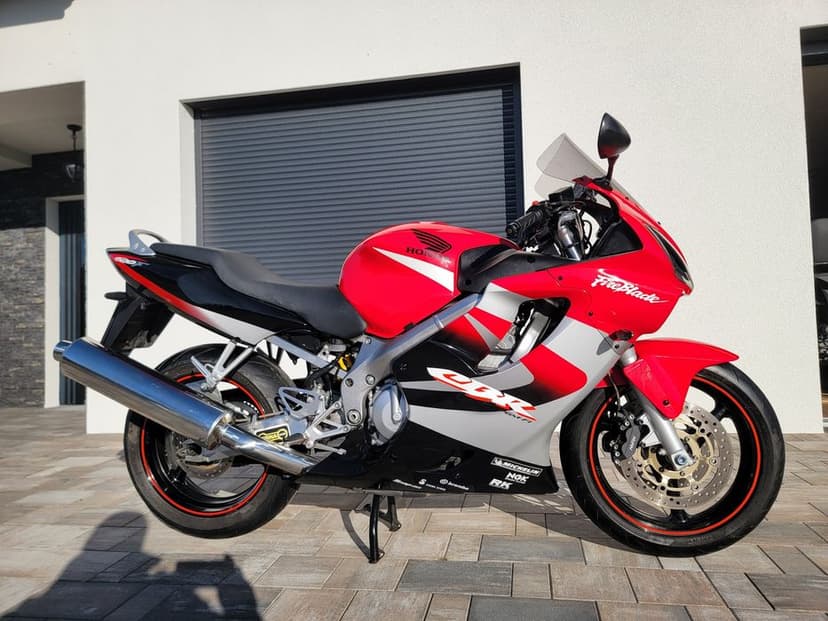 Honda CBR 600 F4i 02r, super stan od razu do jazdy, HISTORIA MOTOCYKLA