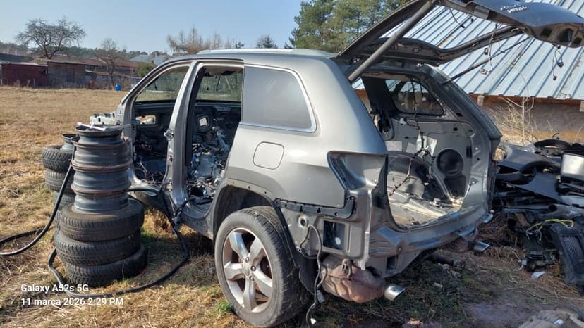 Jeep grand cherokee wk2  karoseria rama