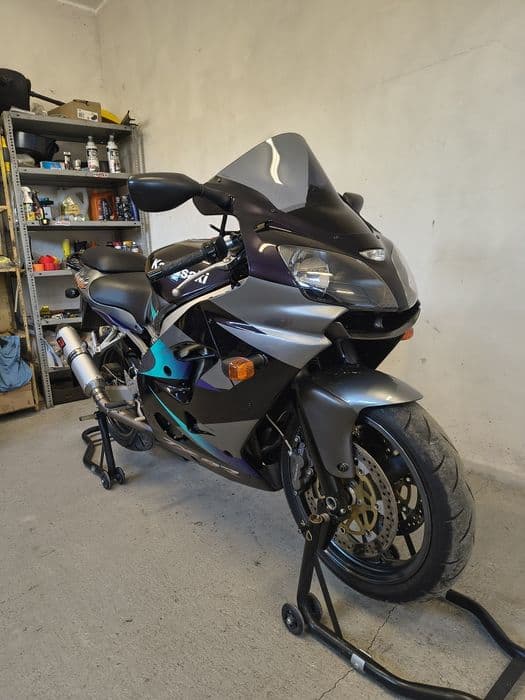 ZX9R zadbana, bardzo ładna